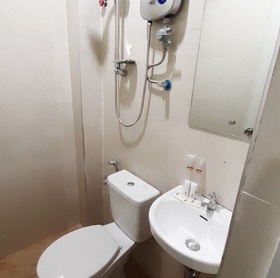 Jrjf Hotel By Oyo Rooms