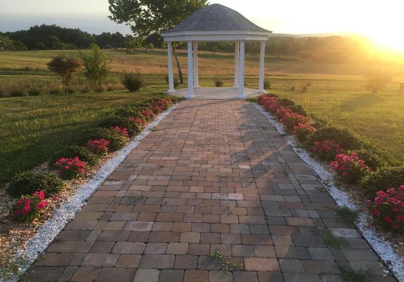 Loudoun Valley Manor B&b