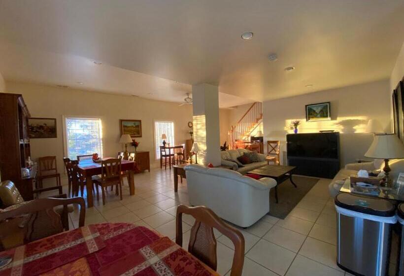 Loudoun Valley Manor B&b