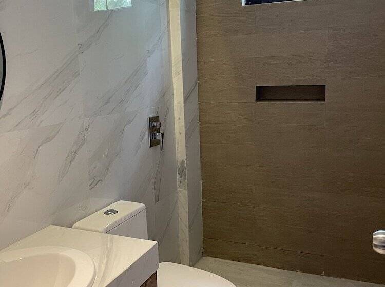 펜션 Reddoorz At Anton S Loft Designer Resort Pansol Calamba Laguna