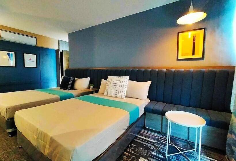 펜션 Reddoorz At Anton S Loft Designer Resort Pansol Calamba Laguna