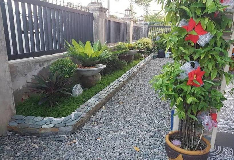 ペンション Fnt Transient House Near Hundred Islands