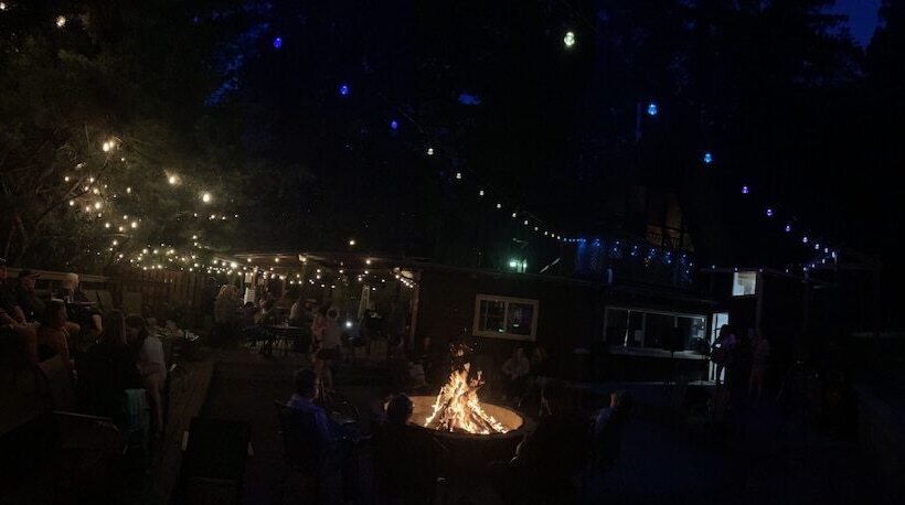 Redwoods River Resort