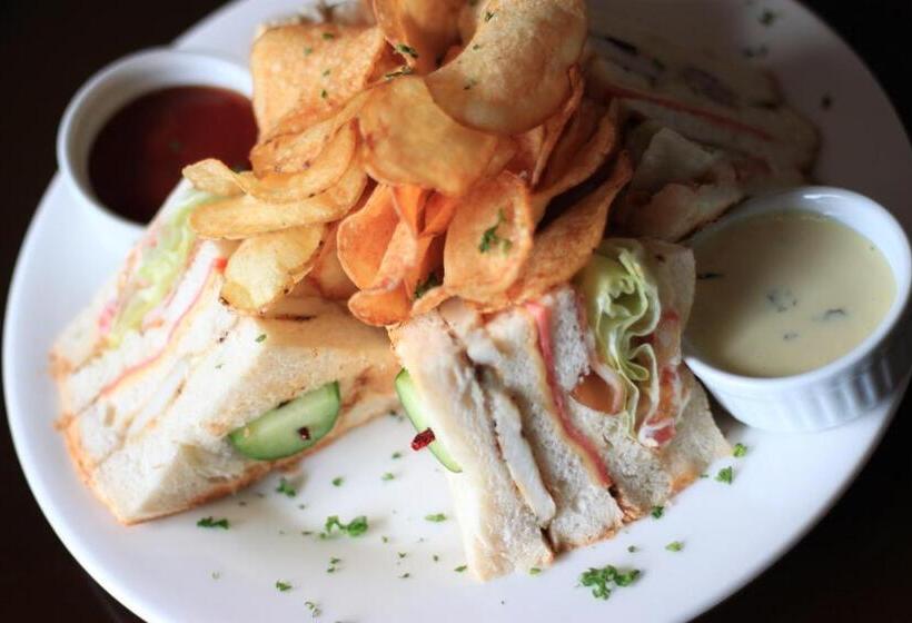 The Plaza Hotel Balanga City