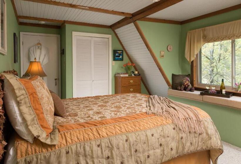 Tiffany S Bed And Breakfast