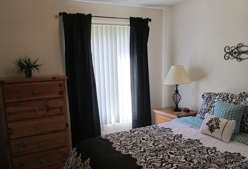 Whispering Meadows Apartments