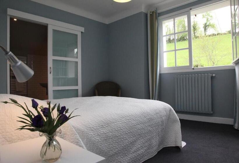 ベッドアンドブレックファースト Gure Lana