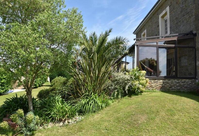 فندق Petite Emeraude