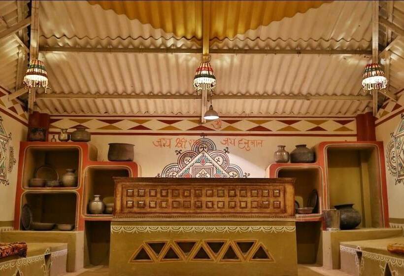 هتل Chokhi Dhani Desert Camp