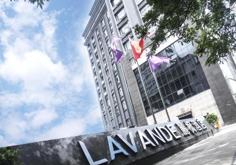 Lavande Hotel Nanchang Bayi Square Branch