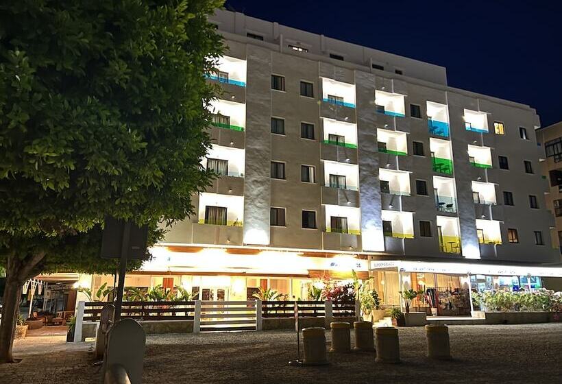 Poniente Playa Apart