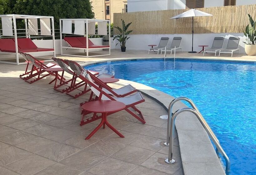 Poniente Playa Apart