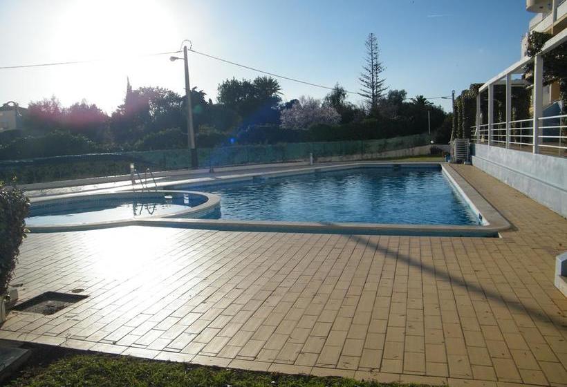 Apartamentos Maralvor