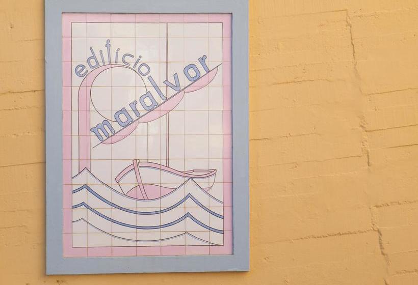 Apartamentos Maralvor