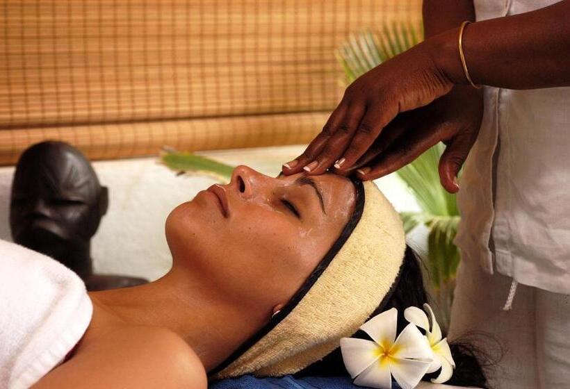 Bluebay Beach Resort & Spa