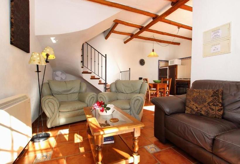 Casitas De La Sierra