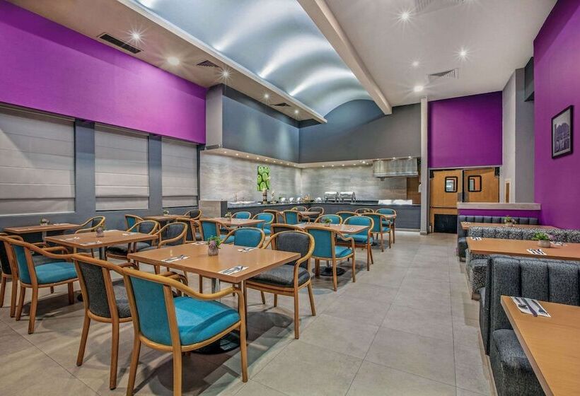 CHN Hotel Monterrey Centro, Trademark Collection by Wyndham