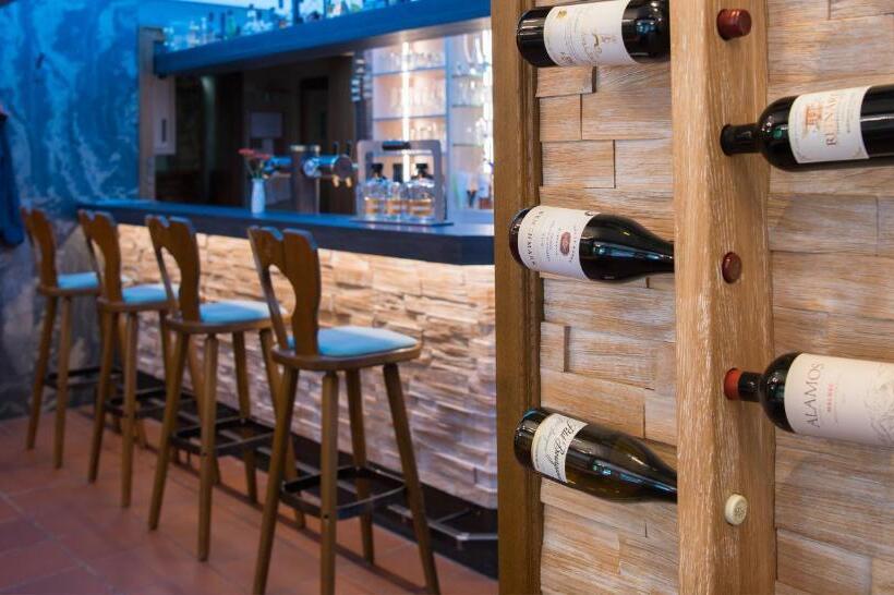 Flair Waldhotel Mellestollen