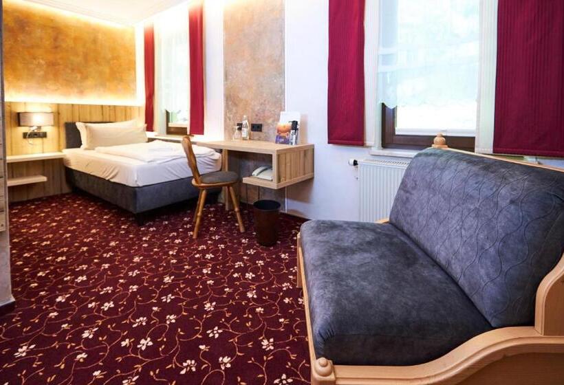 Flair Waldhotel Mellestollen