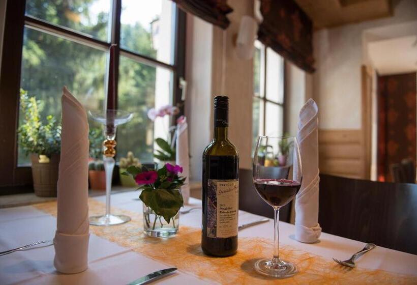 Flair Waldhotel Mellestollen