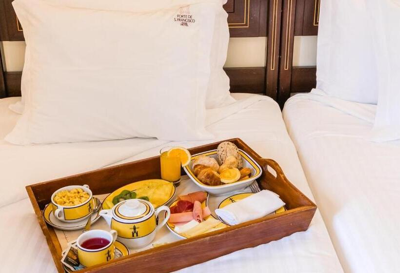 Forte De São Francisco Hotel Chaves