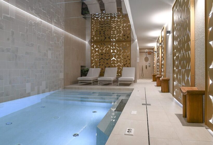 Отель Grand Hôtel Du Parc   Teritoria