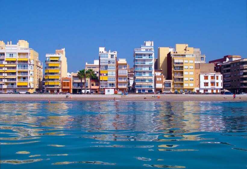 Хостел Pensión Tere Playa