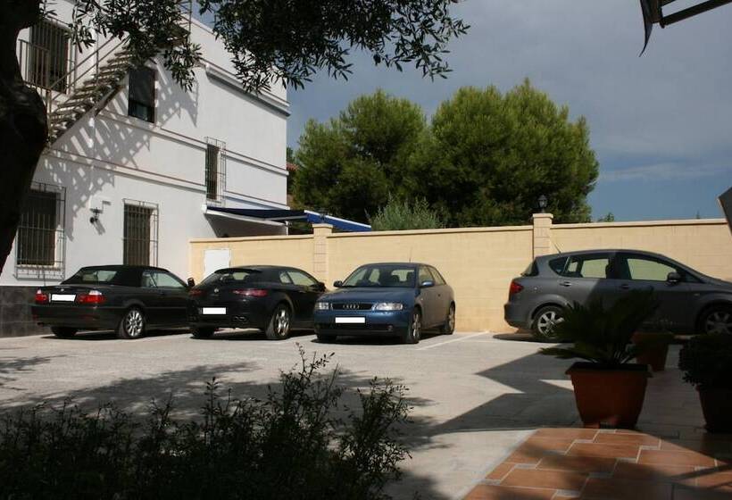 Хостел Pensión Tere Playa