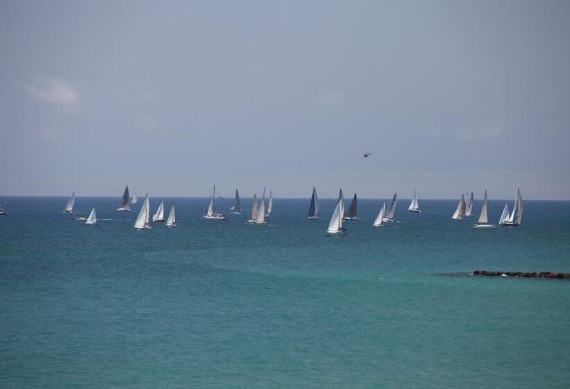 Хостел Pensión Tere Playa