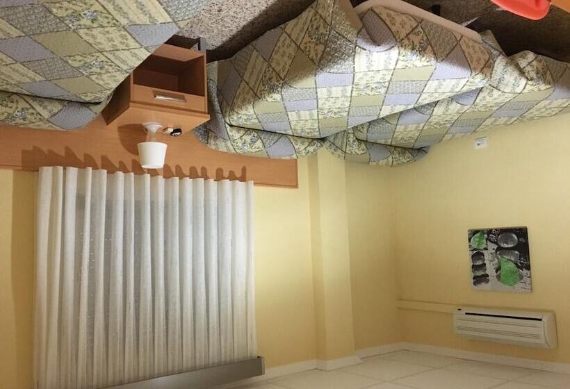 Хостел Pensión Tere Playa