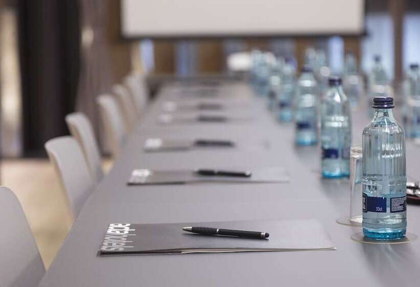 Отель Acta Atrium Palace