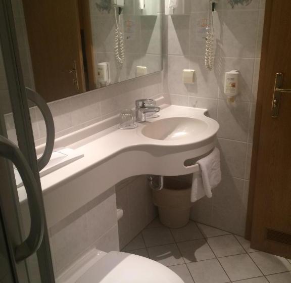 Отель Alte Linde