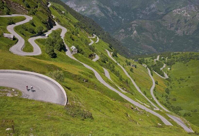 Отель Au Primerose