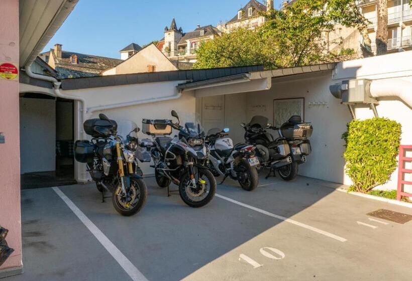 Отель Au Primerose