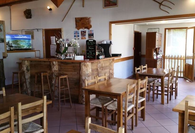 בית מלון כפרי Auberge Chalet Les Glaciers