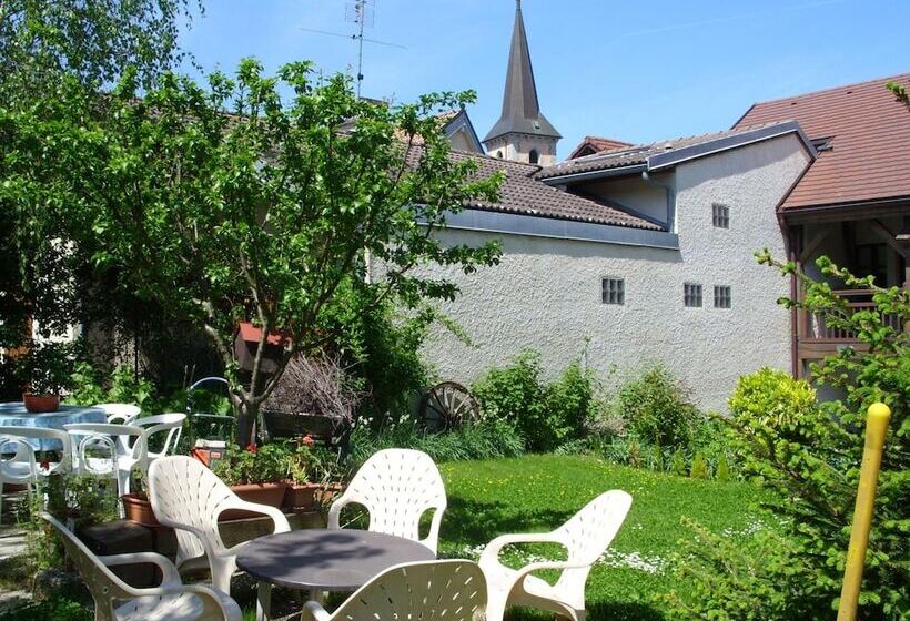 Отель Auberge D'anthy
