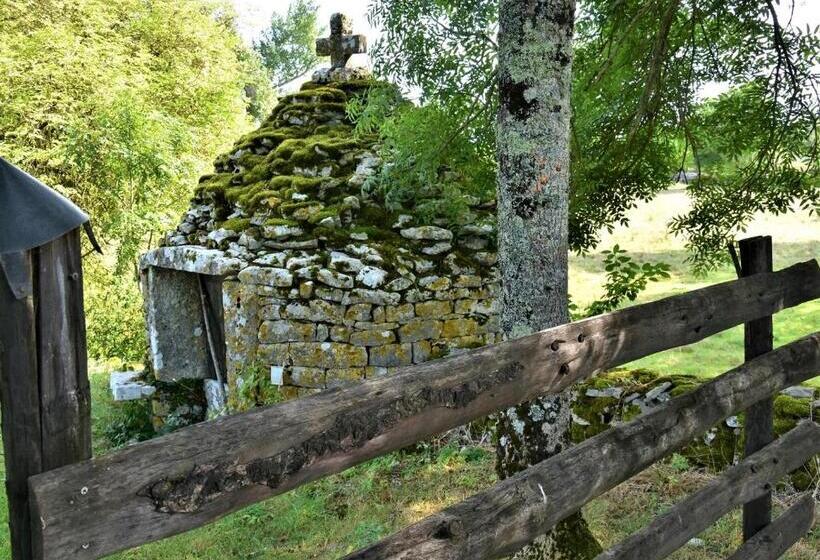 Отель Auberge De La Sagne