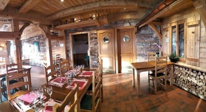 Отель Auberge Des Skieurs