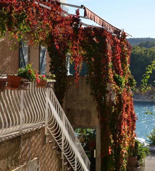 ホテル Auberge Du Lac