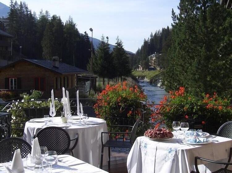 هتل Baita Fiorita