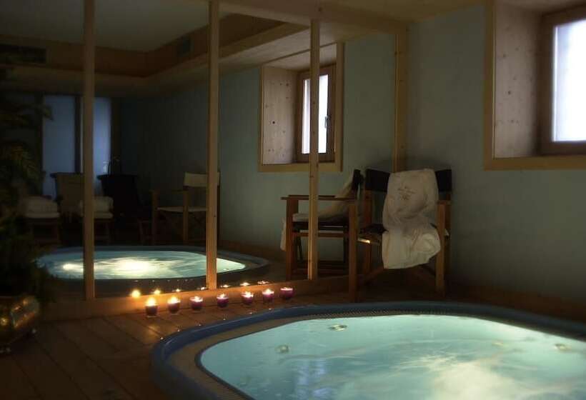 هتل Baita Fiorita