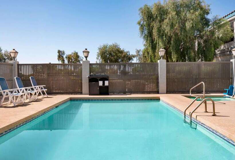 فندق Baymont By Wyndham Casa Grande