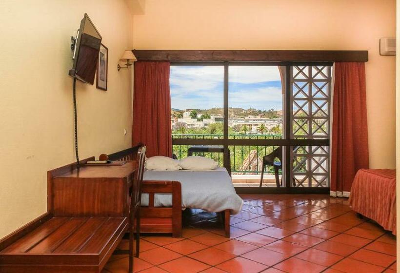 בית מלון כפרי Colina Dos Mouros