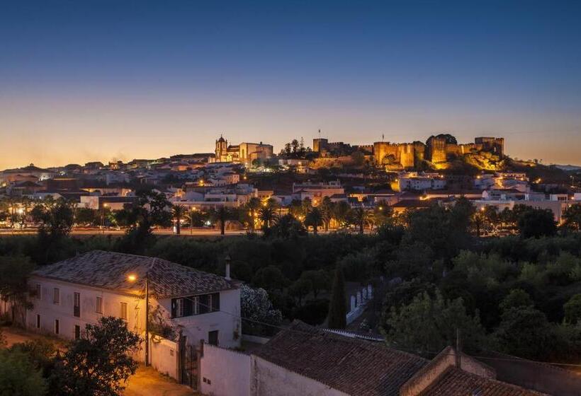 בית מלון כפרי Colina Dos Mouros