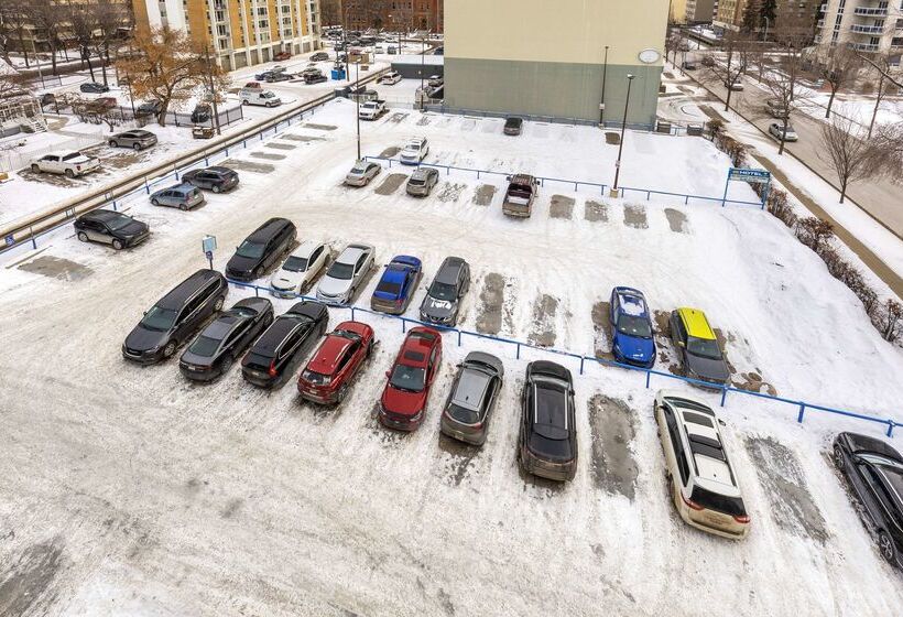 בית מלון כפרי Comfort Inn & Suites