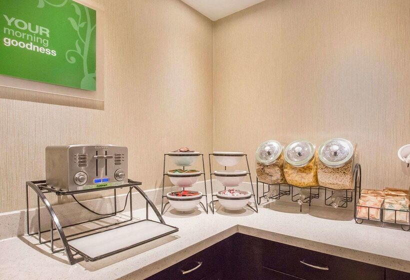 هتل Comfort Inn & Suites University