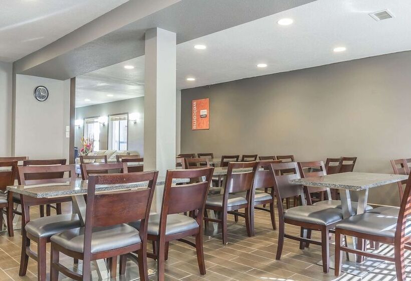 فندق Comfort Inn & Suites