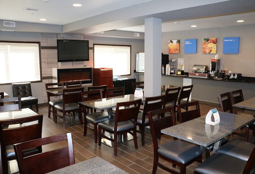 בית מלון כפרי Comfort Inn & Suites