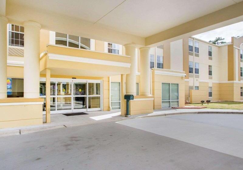 هتل Comfort Inn Birmingham  Irondale