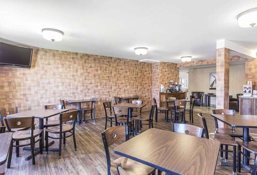 Отель Comfort Inn   Gander